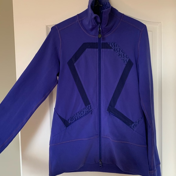 Lululemon Long-Sleeve Zip - Size 6 - Picture 1 of 4